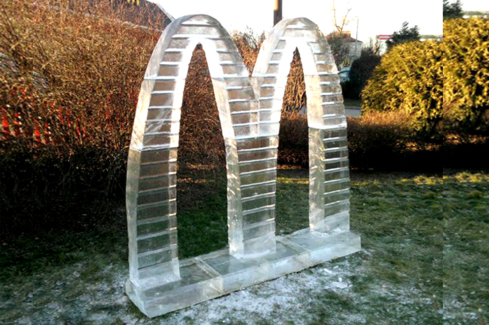 Ледяной логотип Макдональдс